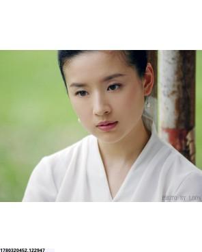 达米安·瓦尔谢·霍林